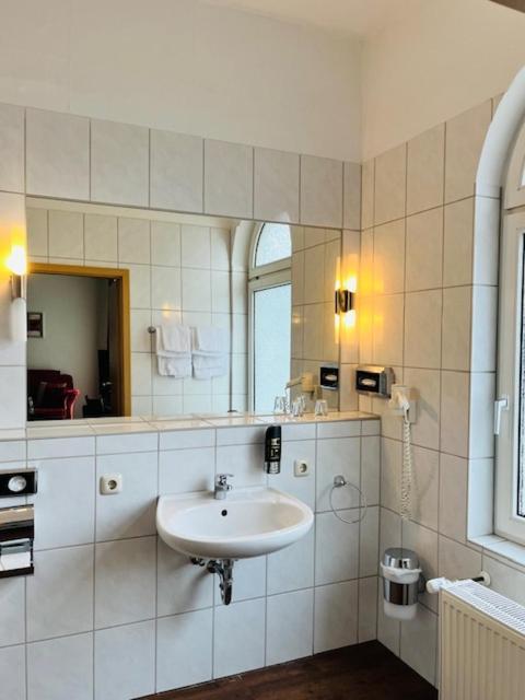 Maris Hotel Штайнхуде Экстерьер фото