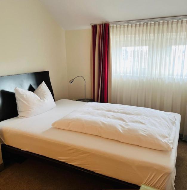 Maris Hotel Штайнхуде Экстерьер фото